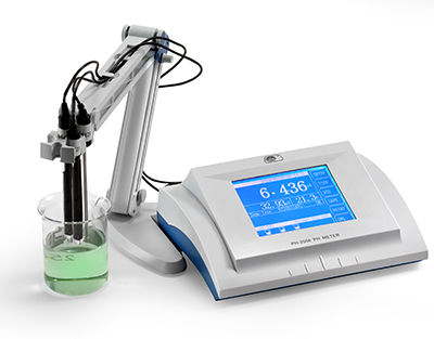 MEDIDOR MULTI PARAMÉTRICO 