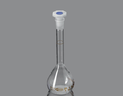 Matraz aforado A 100ml, tapón plástico 14/23, grad. parda