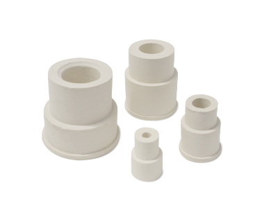 Bouchon gomme à jupe rabatable, 13 MM