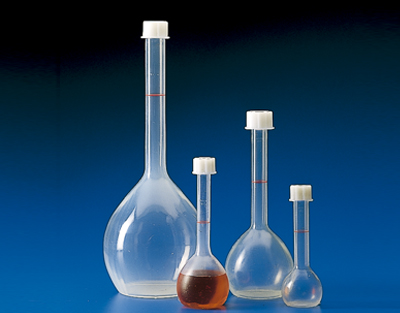 Fiole jaugée KARTELL PMP a/bouchon à vis 50ml GL1